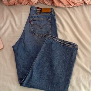 NWT DARK BLUE HIGH WAISTED LEVI RIBCAGE JEANS